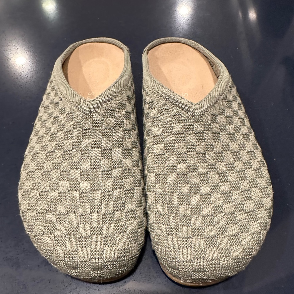Rothy’s Clogs